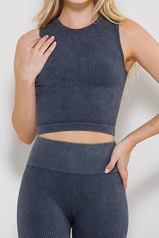 Mineral Wash Seamless Top